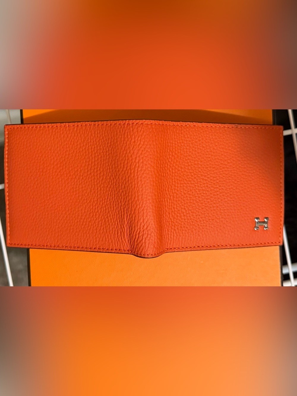 Hermes Orange Grained Leather Men's Wallet with Silver H Accent - Picture 4 of 5